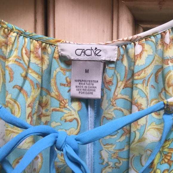 Cache Lightweight Resort-Style Blouse - Picture 3 of 4